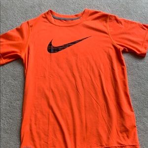 short sleeve nike dry fit boys shirt
